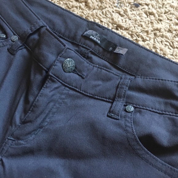 Stylish gray activewear prAna pants - Picture 2 of 7